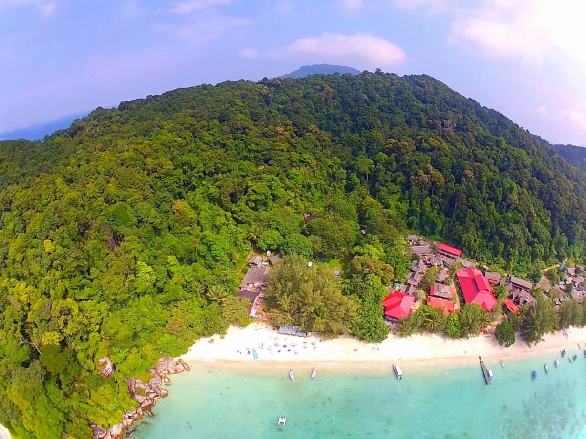 Empire Hotels & Resorts Kampong Pasir Hantu Esterno foto